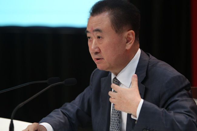 女生扒开裙子让男生涌